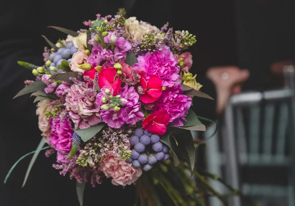 Tips and Tricks for Creating Beautiful Flower Arrangements