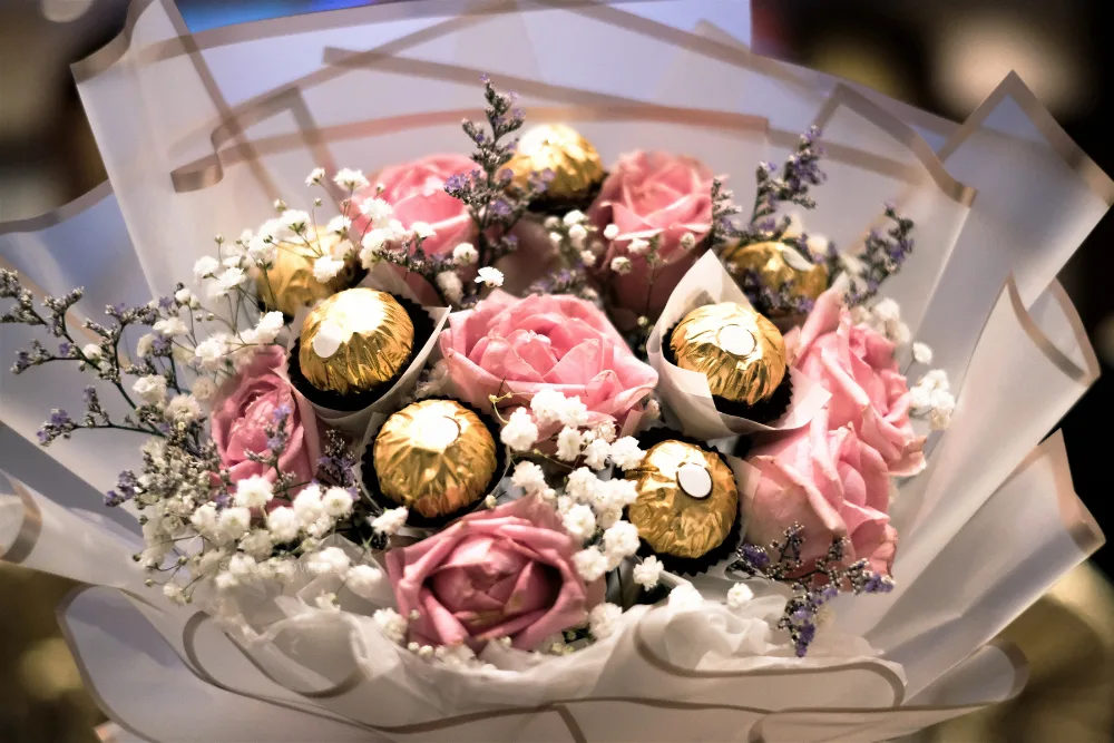 Beautiful Bouquets with Chocolate